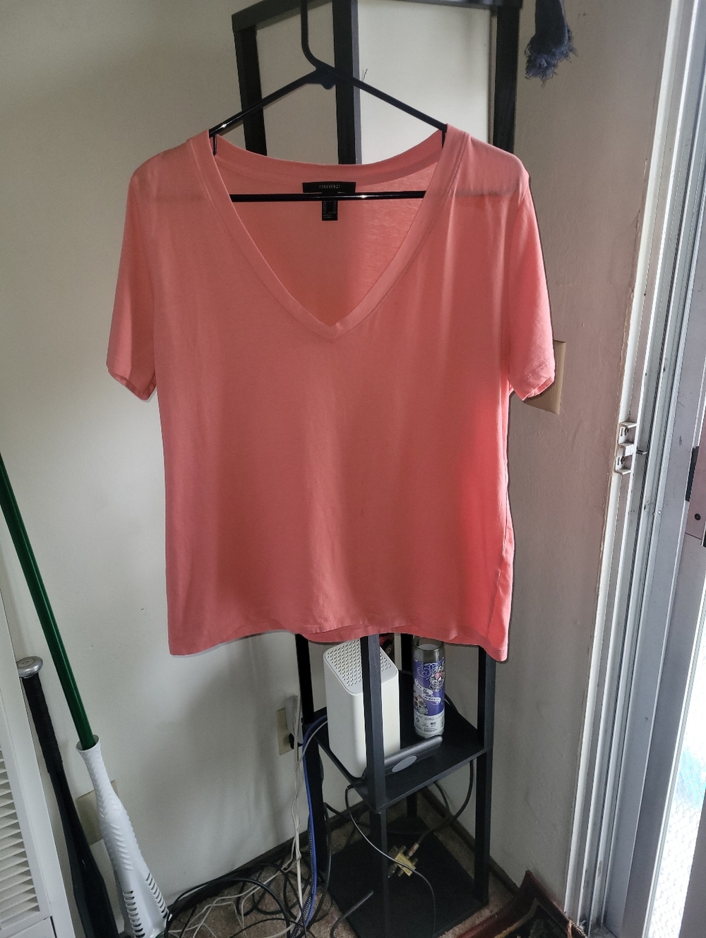 Forever 21 Coral Pink V-Neck Short Sleeve Tee Sz XL